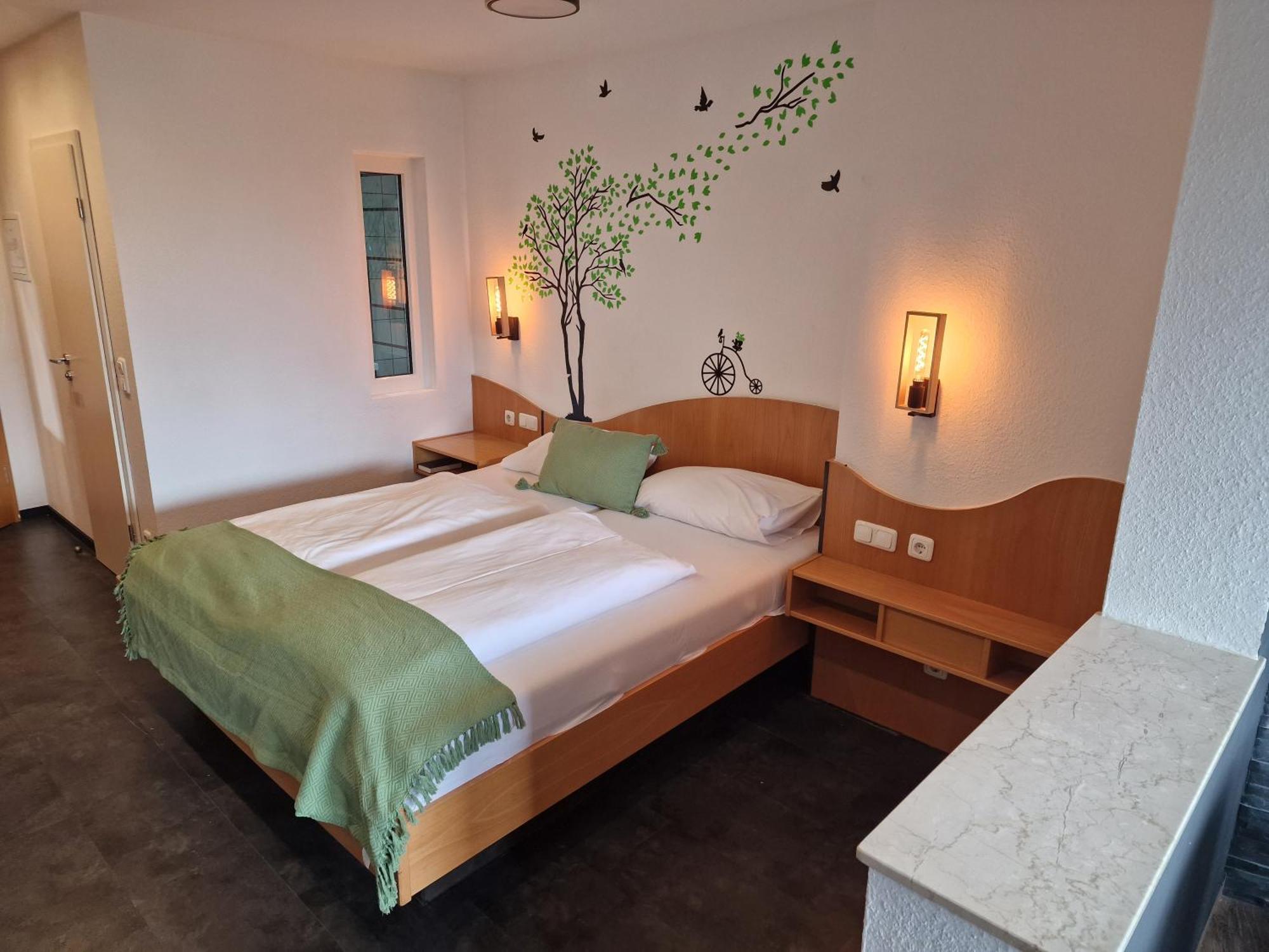 Berghotel Kristall Idar-Oberstein Esterno foto