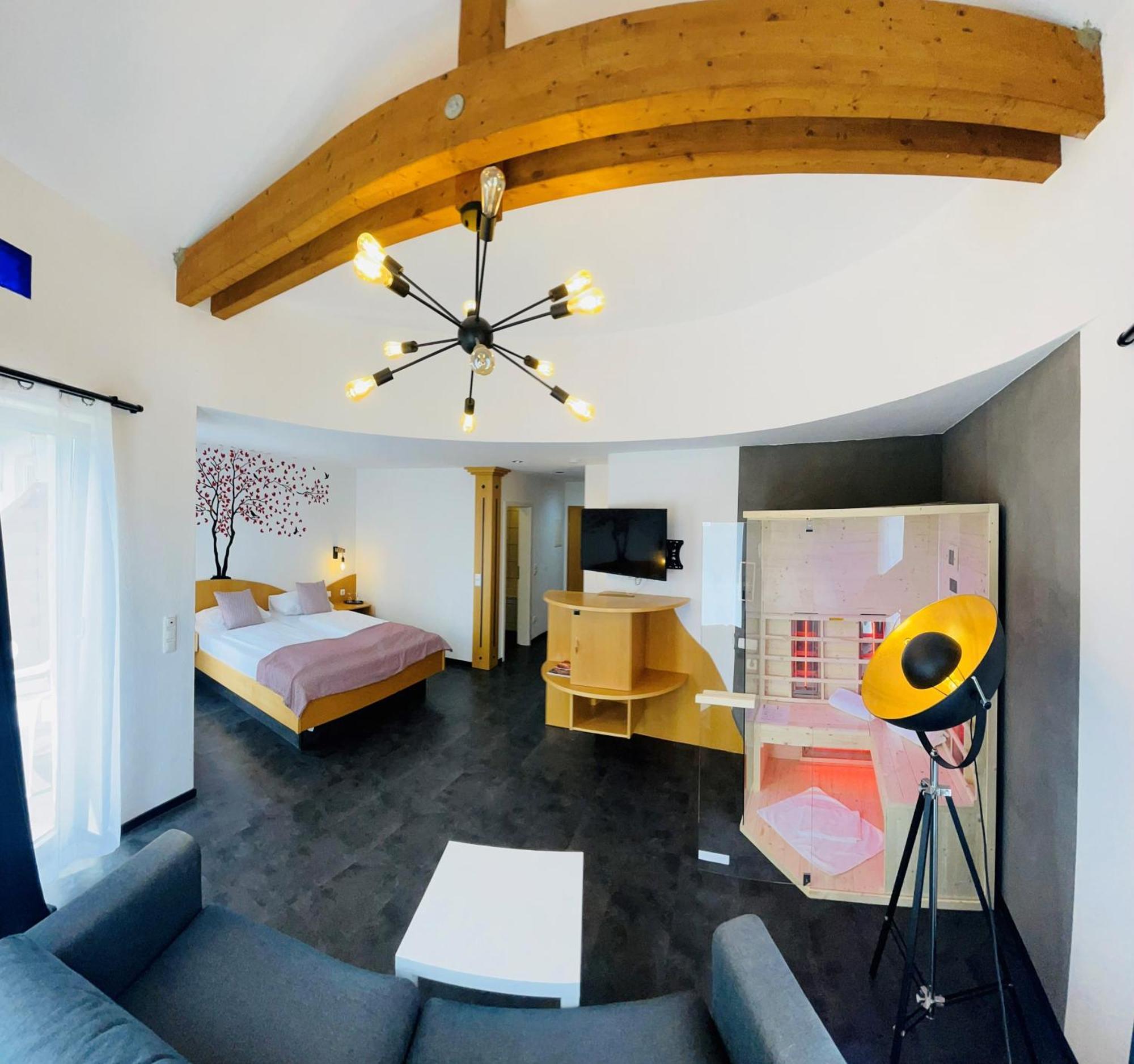 Berghotel Kristall Idar-Oberstein Esterno foto